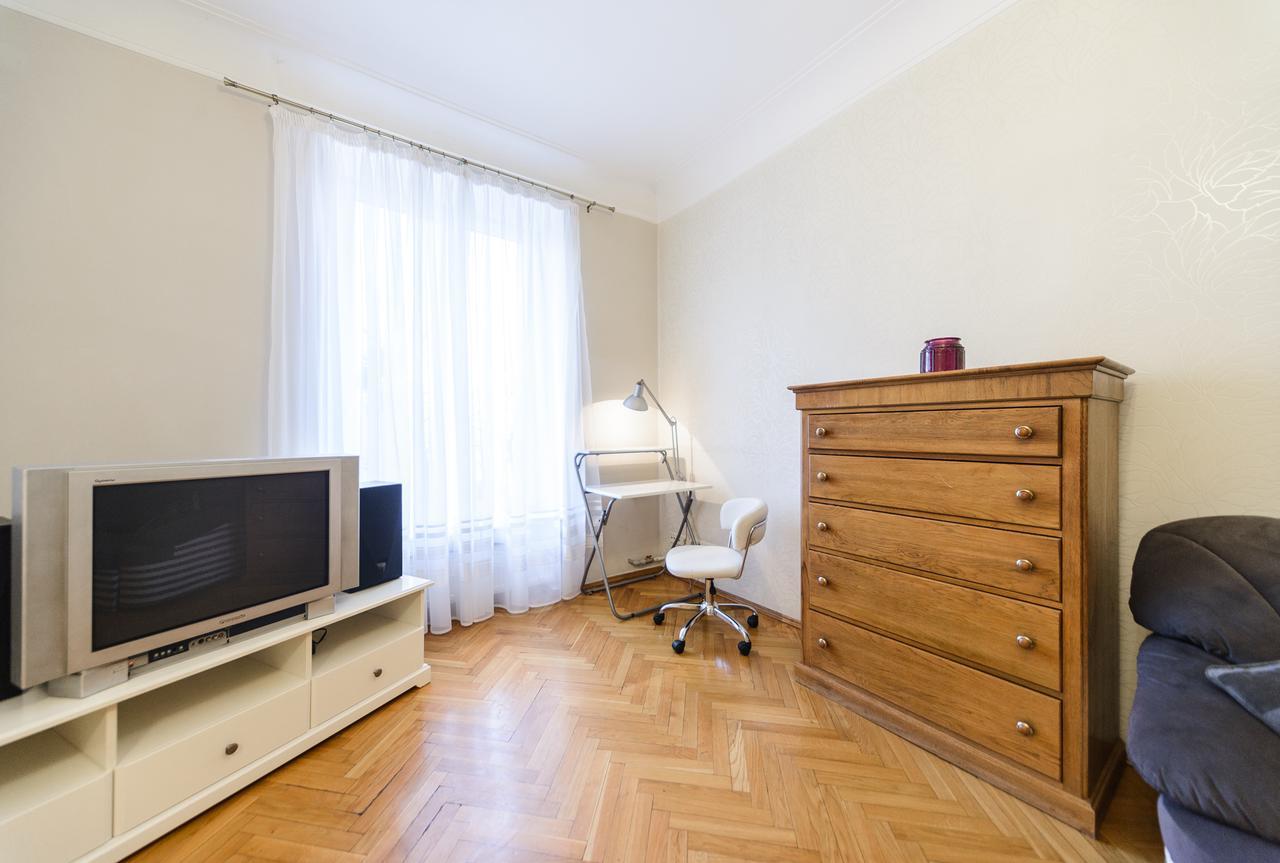 Apartment Near Olympic Stadium Κίεβο Εξωτερικό φωτογραφία