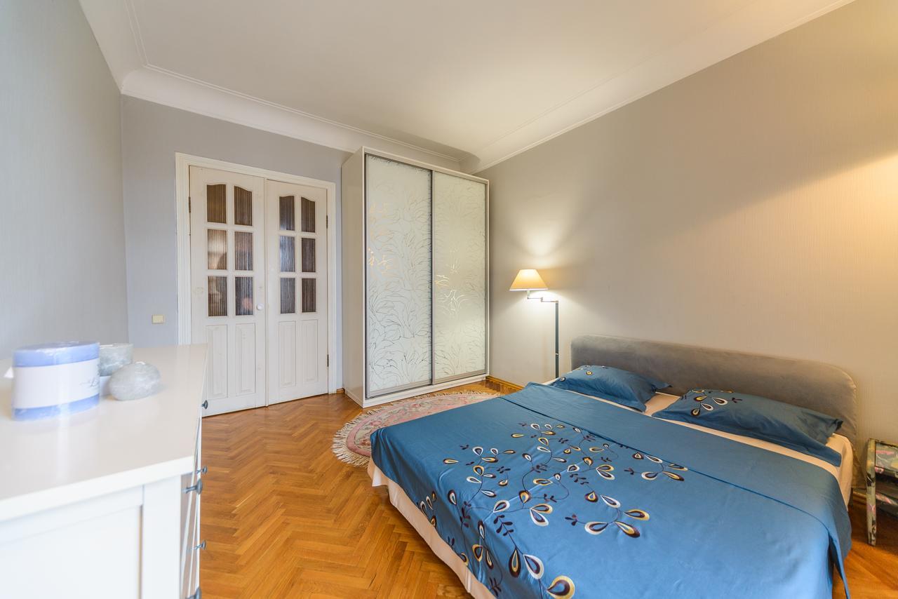 Apartment Near Olympic Stadium Κίεβο Εξωτερικό φωτογραφία